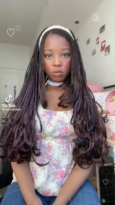 Draculaura Braids, Jellyfish Haircut Braids, Hime Cut Braids, Hime Cut Curly Hair, Wolfcut Braids, Wolf Cut Braids, Hime Hairstyle, Hime Cut Hairstyles, Black Hair Protective Styles