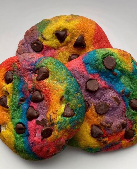 Rainbow Chocolate, Chip Cookies, Chocolate Chip Cookies, Chocolate Chip, Chips, Rainbow, Color