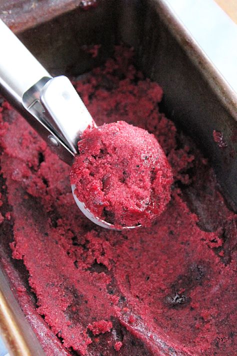 Mixed Berry Sorbet Berry Sorbet Recipe, Big Green House, Mixed Berry Sorbet, Cherry Sorbet, Sorbet Recipe, Mix Chocolate, Berry Sorbet, Happy April, Coconut Palm Sugar