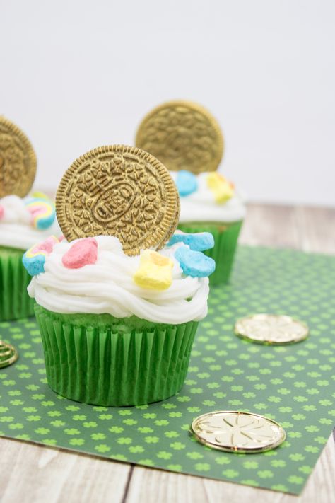 Fun One Year Old Birthday Ideas, Lucky Number 7 Birthday Party, Lucky One First Birthday Girl Cake, Leprechaun Birthday Party, St Patrick’s Birthday, Lucky 1 Birthday Party, Lucky 7 Birthday Theme, Two Lucky Birthday Party, Lucky Charms Birthday Party