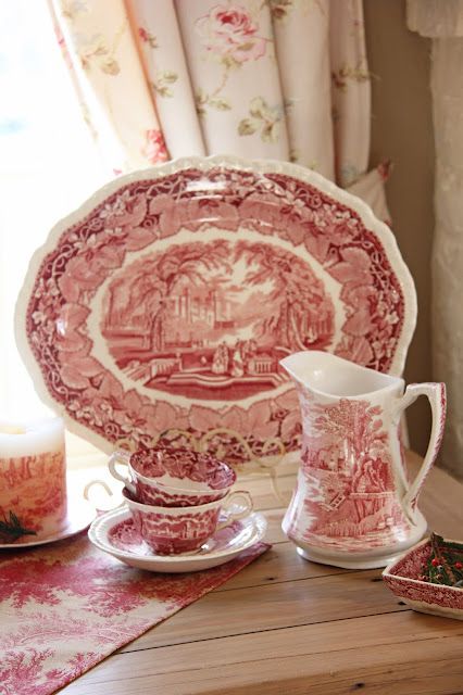 China Pics, Chinese Porcelain Pattern, Transferware Dishes, Red Transferware, Red Toile, Vintage Dishware, House Gardens, Antique Dishes, White Dinnerware