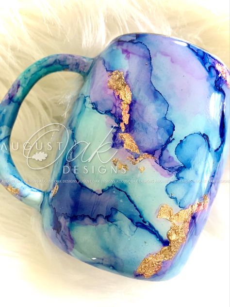 Resin Coffee Mugs, Blue Alcohol Ink Tumbler, Epoxy Mugs With Handle, Purple Epoxy Tumbler, Glitter Coffee Mugs, Epoxy Coffee Mugs, Alcohol Ink Tumbler Ideas, Alcohol Ink Mugs, Epoxy Mugs