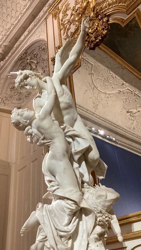 Italy Sculpture Aesthetic, Victorian Statue, Statue Architecture, Neoclassical Sculpture, Gestures Of Love, Cer Nocturn, Classic Sculpture, European Sculpture, Greek Statues