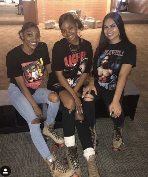 Squad Goals Black, Bsf Goals, Friendship Aesthetic, Roller Skating Outfits, Sisters Goals, Bestie Pics, Friend Ideas, Bestie Outfits, Matching Outfits Best Friend