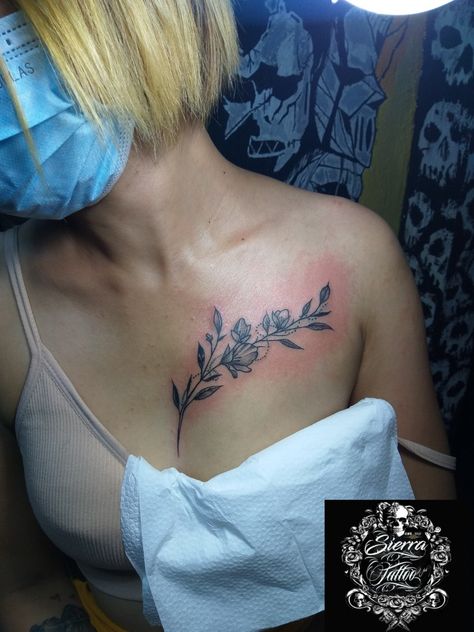 Flower Chest Tattoo Female, Floral Chest Tattoo, Flower Chest Tattoo, Shoulder Tats, Flower Tat, Bouquet Tattoo, Dragon Tattoo For Women, Neck Tattoos Women, Chest Tattoos For Women