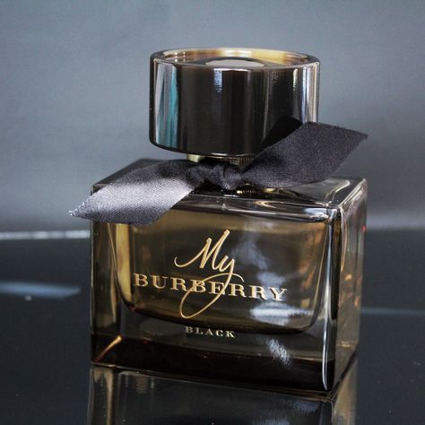 My Burberry Black Burberry Black Perfume, My Burberry Black, Makeup Lips Matte, Burberry Fragrance, Black Perfume, Black Heritage, Perfume Packaging, Makeup Lips, Burberry Black