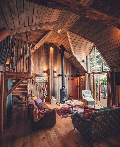 Beautiful cozy cabin Ecological House, Cabin Aesthetic, Cabin Living, Tiny House Cabin, Cabin Style, Cabins And Cottages, Cabin Design, Cozy Cabin, Cabin Homes