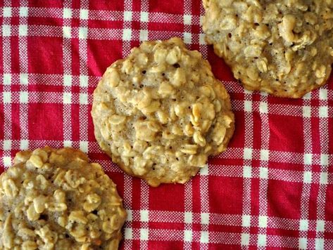 Brown Sugar Oatmeal Cookies, Maple Brown Sugar Oatmeal, Maple Oatmeal, Quaker Oatmeal, Brown Sugar Oatmeal, Ideal Protein Recipes, Maple Brown, Apple Oatmeal, Classic Breakfast