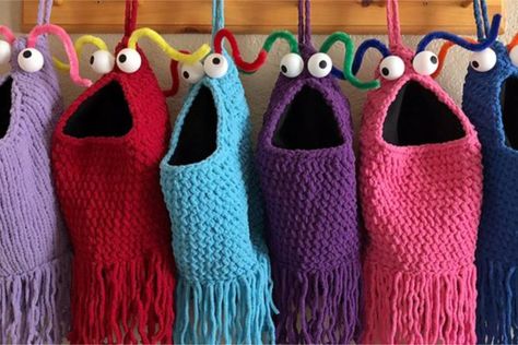 Yip Yips stockings! Uh-huh. Uh-huh. Uh-huh. Yip yip yip. | Cool Mom Picks Quick Projects, Yip Yip, Crocheted Bags, Christmas Stocking Pattern, Stocking Pattern, Crochet Simple, Haken Baby, Stitch Crochet, Crochet Stuff