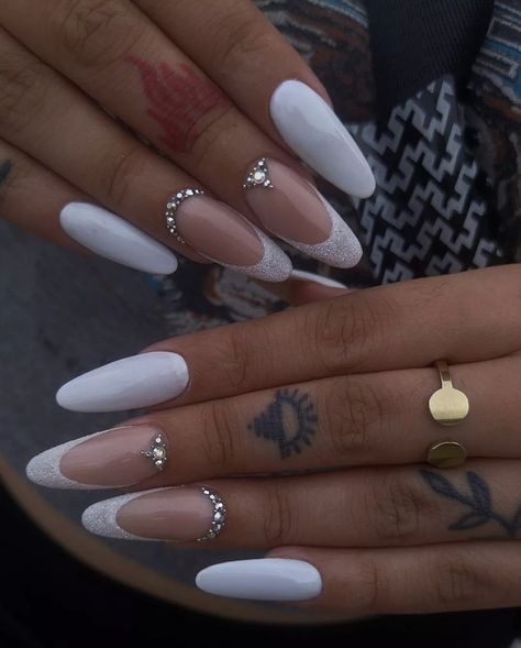 Nail Designs For Brides, Wedding Nail Designs, Bridal Manicure, Movie Bloopers, Wedding Nail, Pearl Nails, Almond Acrylic Nails, Round Nails, Bride Nails