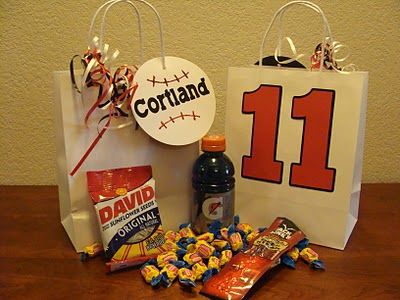 Baseball Goodie Bags and secret to keeping white baseball pants clean! - Perfect for Devin's b'day this summer Baseball Treats, Baseball Snacks, Team Mom Baseball, Gift Bag Ideas, Softball Party, Team Snacks, Baseball Tournament, Baseball Crafts, Softball Gifts