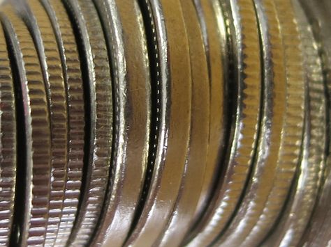 COIN RIM ERRORS - how to spot them, how much they're worth, the most valuable types of rim errors on coins, how to tell rim errors from rim damage #uscoins #rarecoins #errorcoins Rare Coin Values, Sell Old Coins, Old Coins Value, Coin Dealers, Silver Dimes, Old Coins Worth Money, Rare Stamps, Rare Coins Worth Money, Coin Display