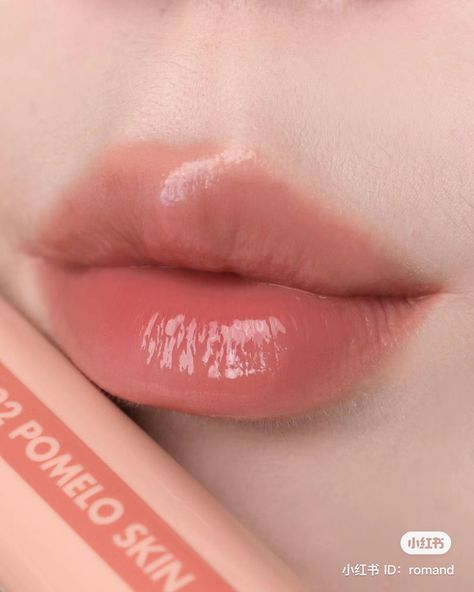 Romand Lip Tint Pomelo Skin, Romand Lip Tint, Romand Juicy Lasting Tint, Korean Beauty Makeup, Korean Lip Tint, Makeup Things, Korean Lips, Chinese Makeup, Nice Lips