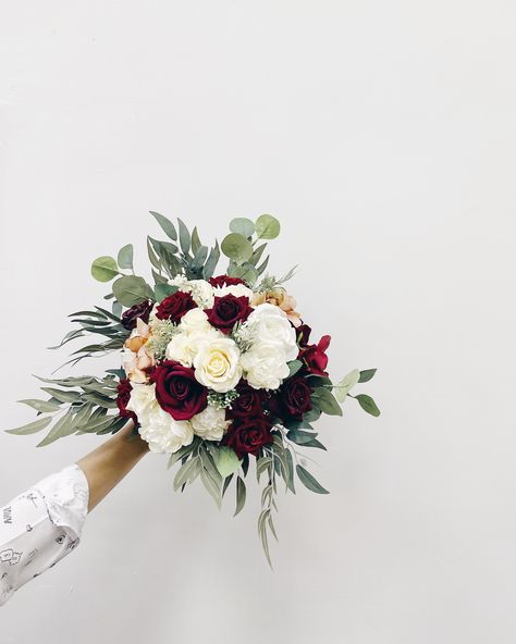 Wedding Bouquets Maroon, Faux Wedding Bouquet, Navy Wedding Bouquet, Boho Bouquets, Eucalyptus Wedding Bouquet, Faux Bouquet, Bouquet Burgundy, Silk Flower Wedding Bouquet, Burgundy Bouquet