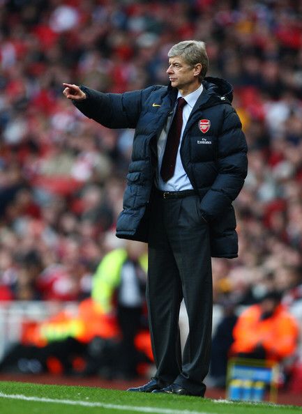 Arsenal manager Arsene Wenger in 2009. Arsene Wenger Wallpapers, Arsen Wenger, Arsenal Wenger, Retro Arsenal, Wenger Arsenal, Arsenal Wallpapers, Arsenal Manager, London Pride, Arsene Wenger