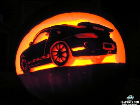 Porsche GT3 Pumpkin Carving Carving Pumpkin Ideas, Pumpkin Faces Ideas, Lantern Pumpkin Carving, Pumkin Carving Ideas, Pumpkin Carving Painting, Halloween Pumpkin Faces, Drawings Of Cars, Creative Pumpkin Painting, Halloween Trunk Or Treat