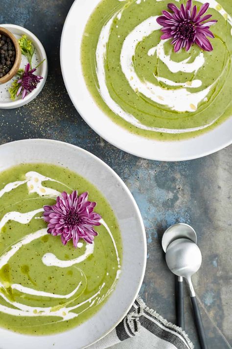 Creamy Zucchini Soup Recipe Creamy Chipotle Dressing, Zucchini Health Benefits, Creamy Zucchini Soup, Zucchini Soup Recipes, Creamy Zucchini, American Comfort Food, The Best Soup, Food Dolls, Best Soup