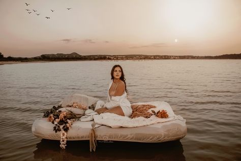 Lake Mattress Photoshoot, Floating Air Mattress Photoshoot, Unique Photoshoot Ideas For Women, 30th Birthday Pictures, Air Mattress Photoshoot, Mattress Photoshoot, Harmony Photography, Anniversary Photoshoot Ideas, Asia Photoshoot