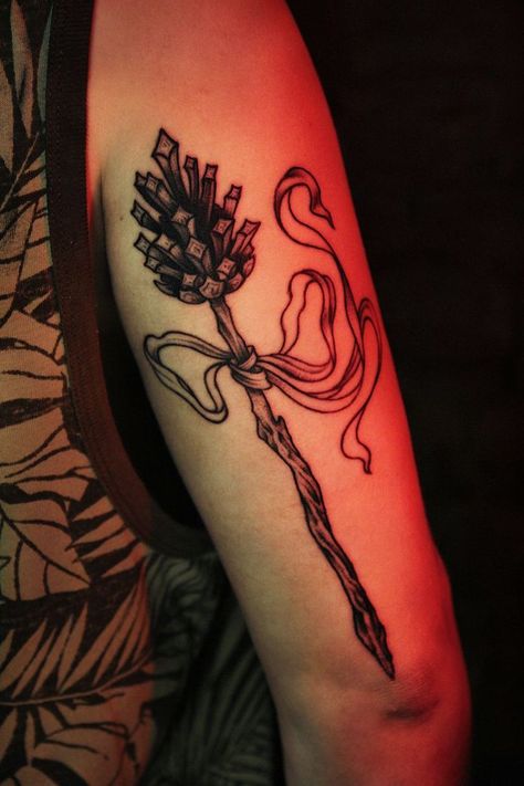 Maenad Tattoo, Ancient Greek Tattoo Ideas, Thyrsus Tattoo, Maenad Aesthetic, Ancient Tattoo Designs, Bacchus Tattoo, Hedonism Tattoo, Dionysus Symbol, Scepter Tattoo