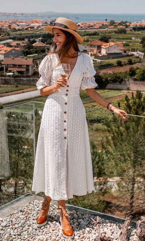 Frocks For Women, Cotton Dress Pattern, Breastfeeding Fashion, Stylish Kurtis Design, Frock For Women, Cocktail Outfit, Indian Gowns Dresses, Trendy Dress Outfits, Europe Fashion