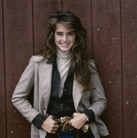 Brooke Shields, a legend for decades (here, in 1982). See 49 more vintage images of the timeless beauty. Look 80s, 1980s Fashion Trends, Agyness Deyn, Paulina Porizkova, Liya Kebede, 80s Fashion Trends, Christie Brinkley, Elle Macpherson, Natalia Vodianova