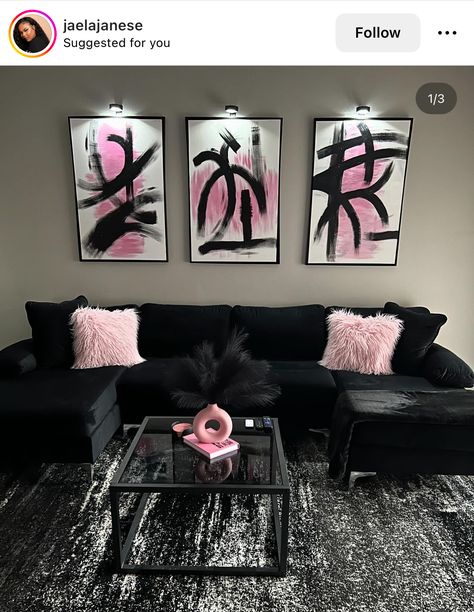 Black Apartment Decor, Girl Apartment Decor, Black Living Room Decor, Modern Apartment Living Room, Apartment Decorating Living, Girly Apartments, Girly Apartment Decor, First Apartment Decorating, Apartment Living Room Design