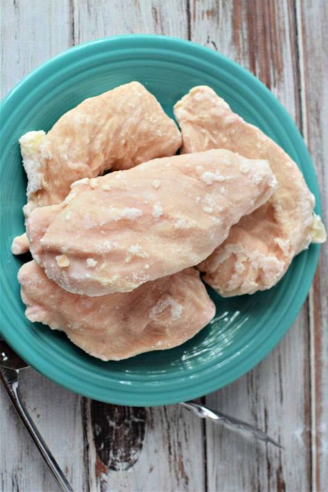 This is how to cook frozen chicken breast on stove to tender and juicy every time. Cast iron skillet frozen chicken is an easy dinner. Baking Frozen Chicken, Cook Frozen Chicken, Cooking Frozen Chicken Breast, Frozen Chicken Recipes, Boiled Chicken Breast, Cooking Frozen Chicken, Seared Chicken Breast, Broiled Chicken, Easy Chicken Breast