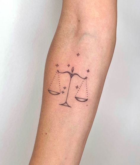 Libra ⚖️✨ Güle güle taşı @anettebonfil 🫶🏻 #tattooart #tattooinspiration #bodyart #tattoolove #tattooideas #tattoo #tattoodesign #tattooinspiration #freshink #tattooist #tattoos #inked #dovme #dövme #art #tattooartist #artist #tattooed #tattoodesign #tattooing #tattooer #minimaltattoo #minimal #customtattoo #libratattoo #libra #libraconstellation #fineline #finelinetattoo Scale Balance Tattoo, Libra And Aquarius Tattoo, Scale Tattoo Ideas, Libra Scale Tattoo Women, Bella Donna Tattoo, Libra Scales Tattoo, Tattoo Scales, Libra Tattoo For Men, Small Libra Tattoo