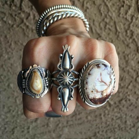 Elk Ivory Ring, Horse Rings, Elk Ivory Jewelry, Arizona Fashion, Elk Ivory, Jewelry Western, Mode Hippie, Cowgirl Rodeo, Types Of Jewelry