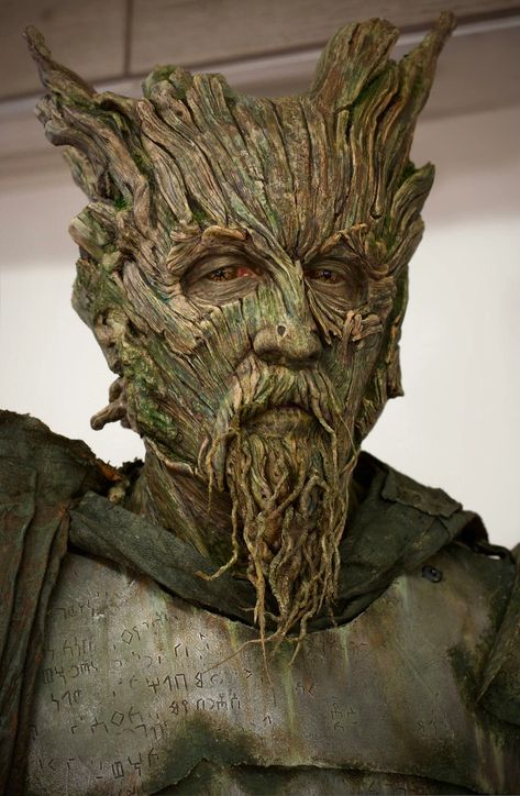 'The Green Knight' Makeup Team on Transforming Ralph Ineson - Variety Makeup Behind The Scenes, Knight Makeup, Ralph Ineson, David Lowery, The Green Knight, Monster Makeup, Prosthetic Makeup, Monster Costumes, Tree People