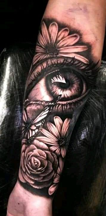 Mens Butterfly Tattoo, Beautiful Tattoo Designs, Realistic Tattoo Sleeve, Mom Tattoo, Tattoo Photography, Realistic Tattoo, Dope Tattoos For Women, Beautiful Tattoo, Elephant Tattoos