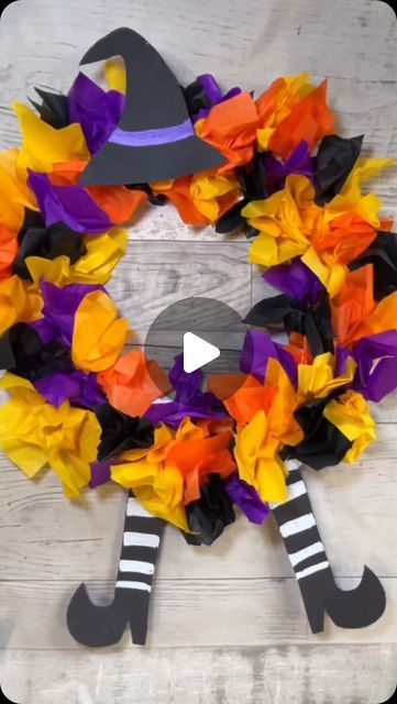 Paperplate Halloween Crafts, Witch Wreath Craft, Halloween Crafts For Seniors Citizens, Witch Hat And Legs Wreath, Halloween Paper Plates Crafts, Witch Hat Craft Preschool, Paper Witches, Cardstock Halloween Crafts, Halloween Paper Wreath