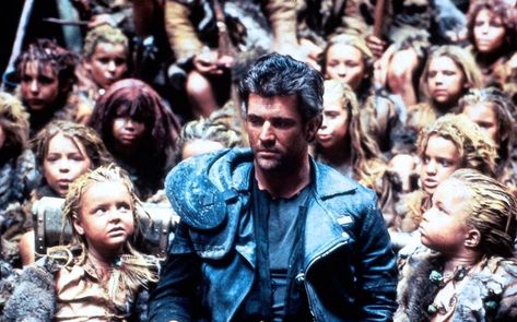 Mel Gibson in "Mad Max Beyond Thunderdome" (George Miller / George Ogilvie, Australia 1985) Mad Max 3, Mermaid Cave, The Witches Of Eastwick, Max Rockatansky, George Miller, World Movies, Mad Max Fury Road, Diane Keaton, Mel Gibson