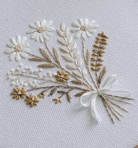 Stitches Embroidery, Patterns Embroidery, Embroidery Supplies, Stitch Embroidery, Beautiful Embroidery, Embroidery Stitches, Embroidery Patterns, Hand Embroidery, Thread