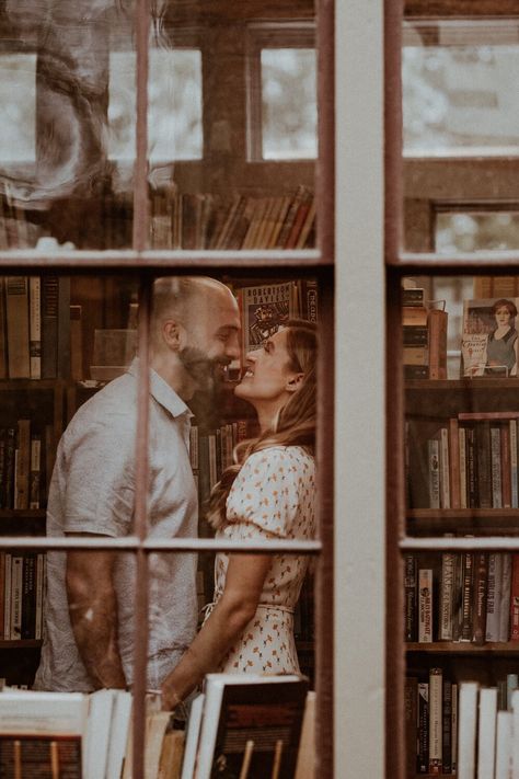 Couples Book Photoshoot, Bookish Engagement Photos, Book Store Photoshoot Couple, Bookstore Proposal, Indoor Engagement Photos Ideas, Bookstore Engagement Shoot, Engagement Photos Books, Library Maternity Photos, Library Photoshoot Ideas Couple