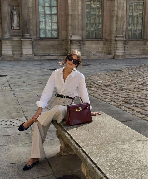 Look Working Girl, Old Money Fashion, Summer Office Outfits, Female Office, Money Fashion, Look Office, European Summer Outfits, Spring Styles, Chique Outfits