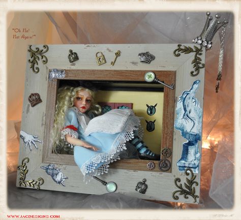 Alice In Wonderland Diorama Diy, Alice In Wonderland Sculpture, Alice In Wonderland Clipart, Alice In Wonderland Crafts, Alice In Wonderland Room, Alice In Wonderland Doll, Alice In Wonderland Decorations, Room Box Miniatures, Disney Room Decor