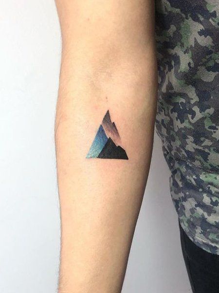 Mountain Stars Tattoo, Little Mountain Tattoo, Mountain Finger Tattoo, Mountain Lake Tattoo, Hiking Tattoos For Women, Tiny Mountain Tattoo, Minimal Mountain Tattoo, Moody Tattoo, Minimalist Nature Tattoos