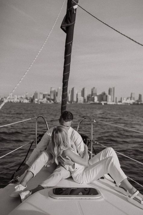 Engagement Photos Miami, Miami Beach Photography, Hair Engagement, Boat Engagement Photos, Sailboat Engagement, Sailboat Wedding, Sailboat Photography, Boat Photoshoot, Shooting Couple