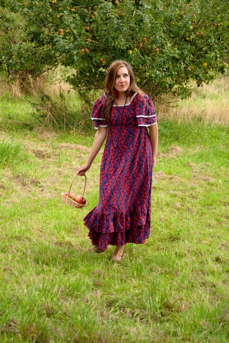 Picking Apples, Vintage Laura Ashley, Best Flats, Vintage Wardrobe, Laura Ashley, Style Dress, Look Fashion, Apples, Wales