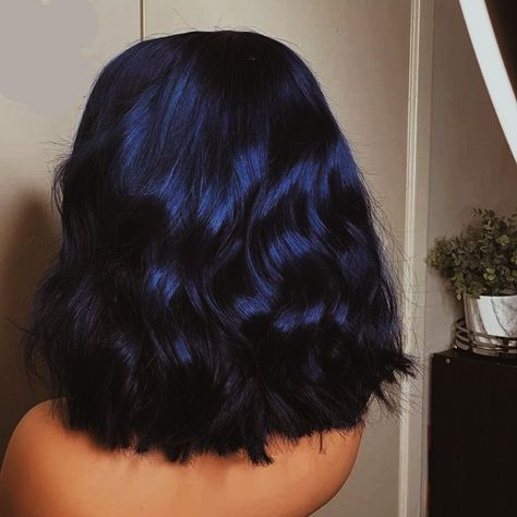 Dark Dyed Hair Colors, Midnight Blue Hair, Highlight Ideas, Hair Details, Blue Black Hair, Dark Blue Hair, Fun Clothes, Pretty Hair Color, Hair Stylies