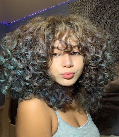 Dyed Curly Hair, Curly Hair Drawing, Beautiful Curly Hair, Haircuts For Curly Hair, Haircuts Straight Hair, Hair Inspo Color, Hair Photo, Love Hair, Bad Hair