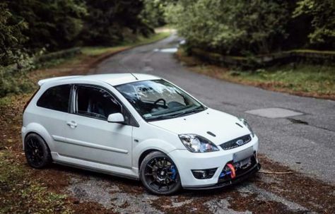 Ford Fiesta St Mk6, Ford Rs, Ford Fiesta St, River Plate, Car Projects, Car Ideas, Car Lover, Ford Focus, Beautiful Cars