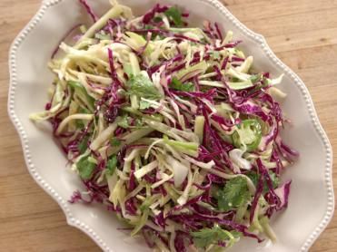 Celery Slaw Recipe, Celery Slaw, Sweet And Sour Recipes, Spicy Tacos, Big Burgers, Apple Slaw, Low Carb Salad, Slaw Recipes, Orange Salad