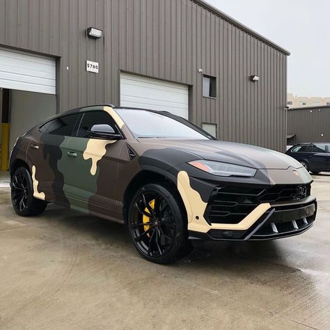 www.UrusTalk.com on Instagram: “W A R 🚀 M A C H I N E Camo Wrapped Lamborghini Urus @urustalkcom @vvs.detailing  #lamborghini #urus #lamborghiniurus #lambourus #urustalk…” Lamborghini Truck, Lamborghini Suv, Camo Truck, Camo Car, Camo Wraps, Limousine Car, Subaru Forester Xt, Futuristic Shoes, Car Sticker Design