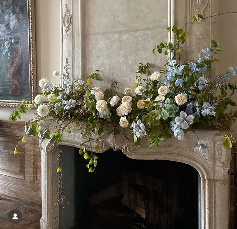 Fireplace Mantle Floral Arrangement, Wedding Flowers Fireplace, Fireplace Florals Wedding, Victorian Flower Arrangements, Fireplace Floral Arrangements, Mantle Flower Arrangements, Mantle Floral Arrangements, Reception Flower Arrangements, Mantel Floral Arrangements