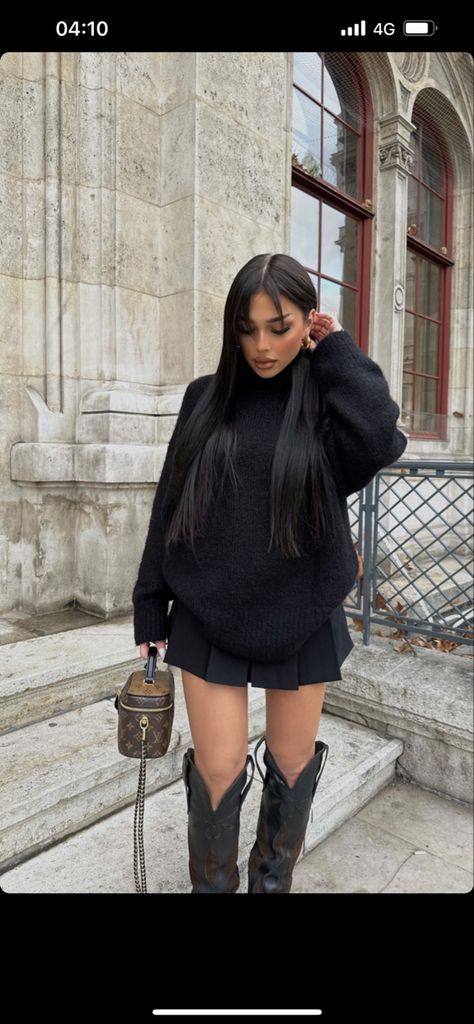 Winter Date Outfit Aesthetic, Paris Outfits Winter Classy, Chic Night Out Outfit Winter, Houston Outfits Winter, Fall Outfit Skirt And Sweater, Skirt And Boots Outfit Fall, Outfit For Brunch Winter, Winter Outfit With Heels, Nightout Outfit Club