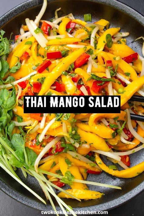 Thai Mango Salad, Thai Mango, Sommer Mad, Resep Salad, Best Salad Recipes, Seafood Salad, Mango Salad, Mango Recipes, Munnar