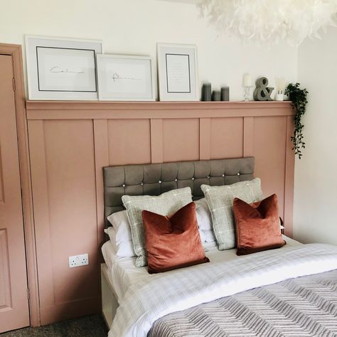 Panneling Rooms Bedroom Pink, Door In Panelled Wall, Tall Panelling Bedroom, Blush Pink Panelling, Dusky Pink Panelling Bedroom, Bedroom Panelling Pink, Pink Panelled Bedroom, Dusky Pink Panelling, Sage And Coral Bedroom