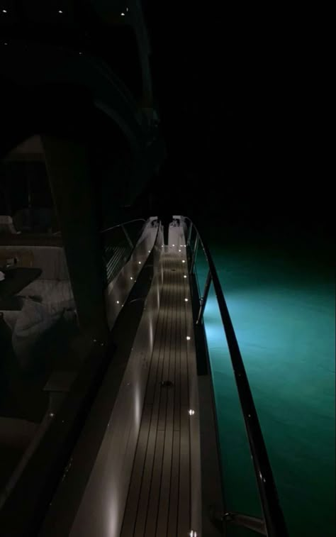 Yacht Aesthetic, Dubai Aesthetic, Night Vibes, Future Lifestyle, Pool Decks, Instagram Editing, Dream Lifestyle, Perfect Life, City Aesthetic